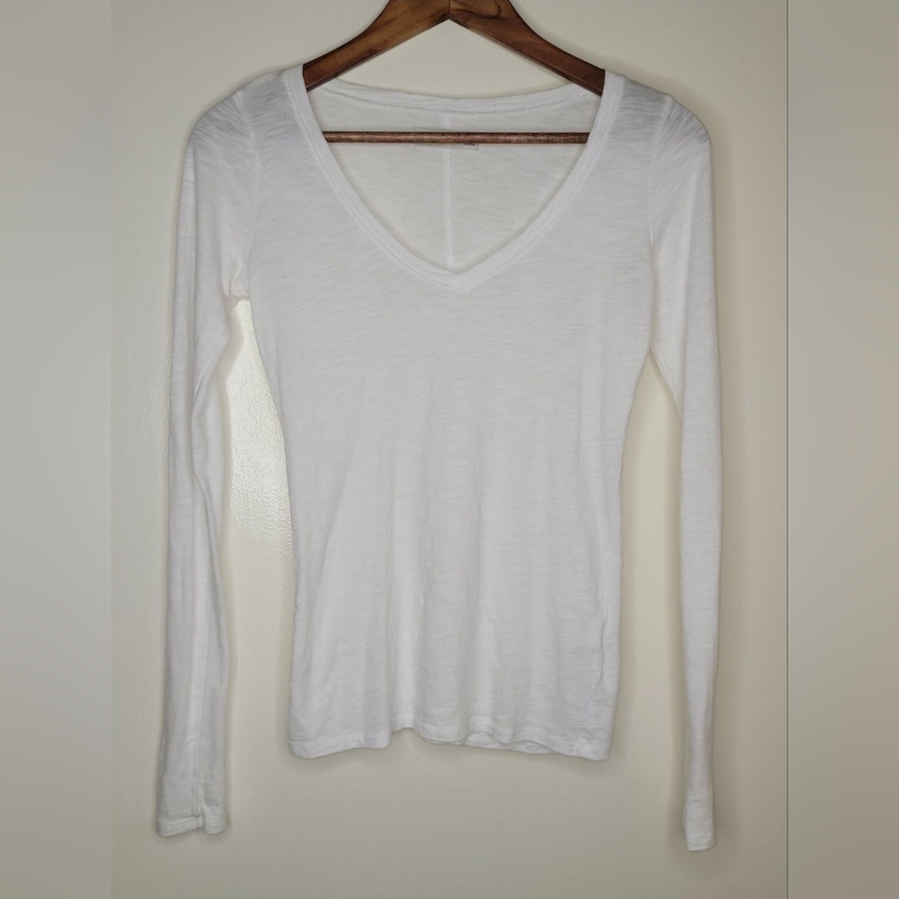 Lot 3 XS Long Sleeve Blouses Abercrombie & Gilly Hicks - Picture 6 of 11